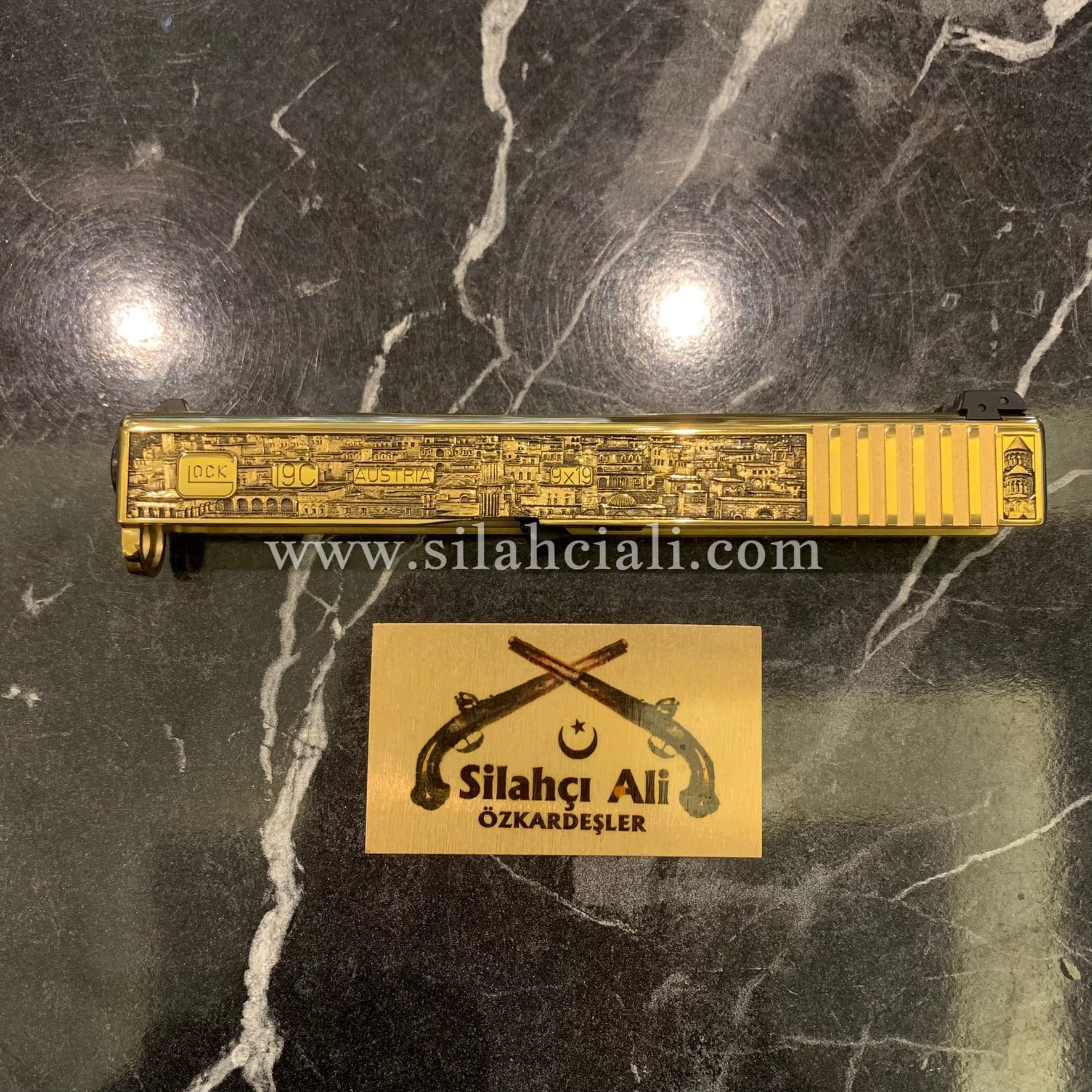 Glock 19C 3D Gravür ve Altın Kaplama
