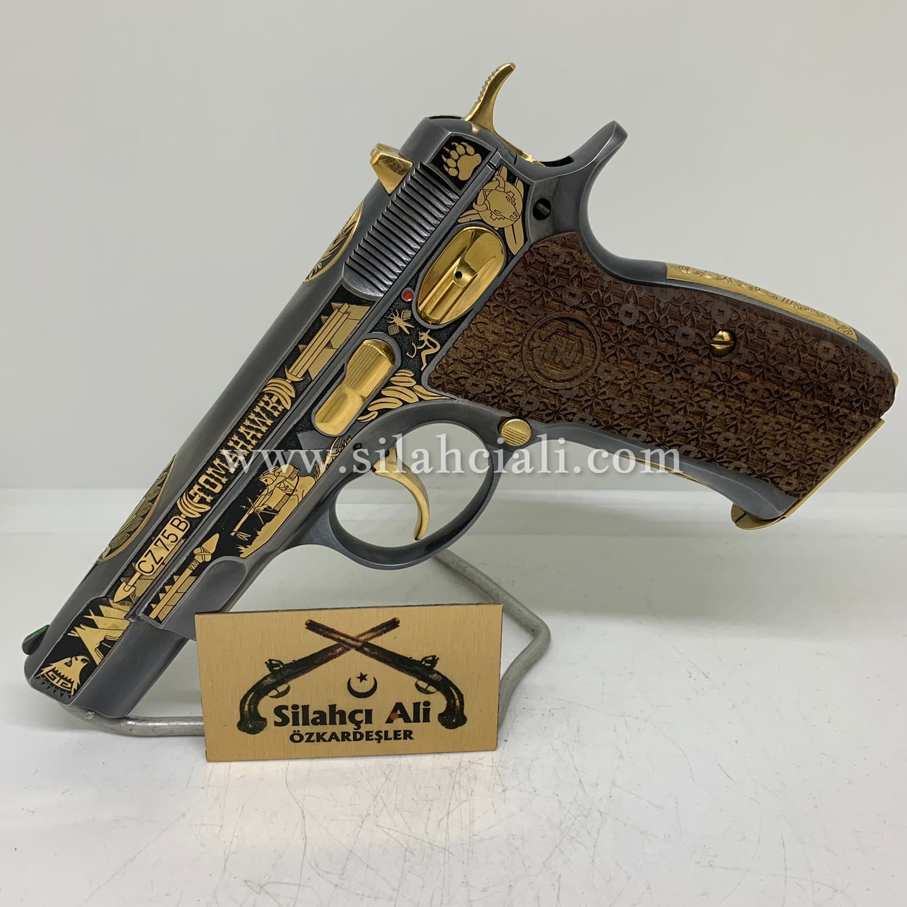 CZ 75B Tomahawk
