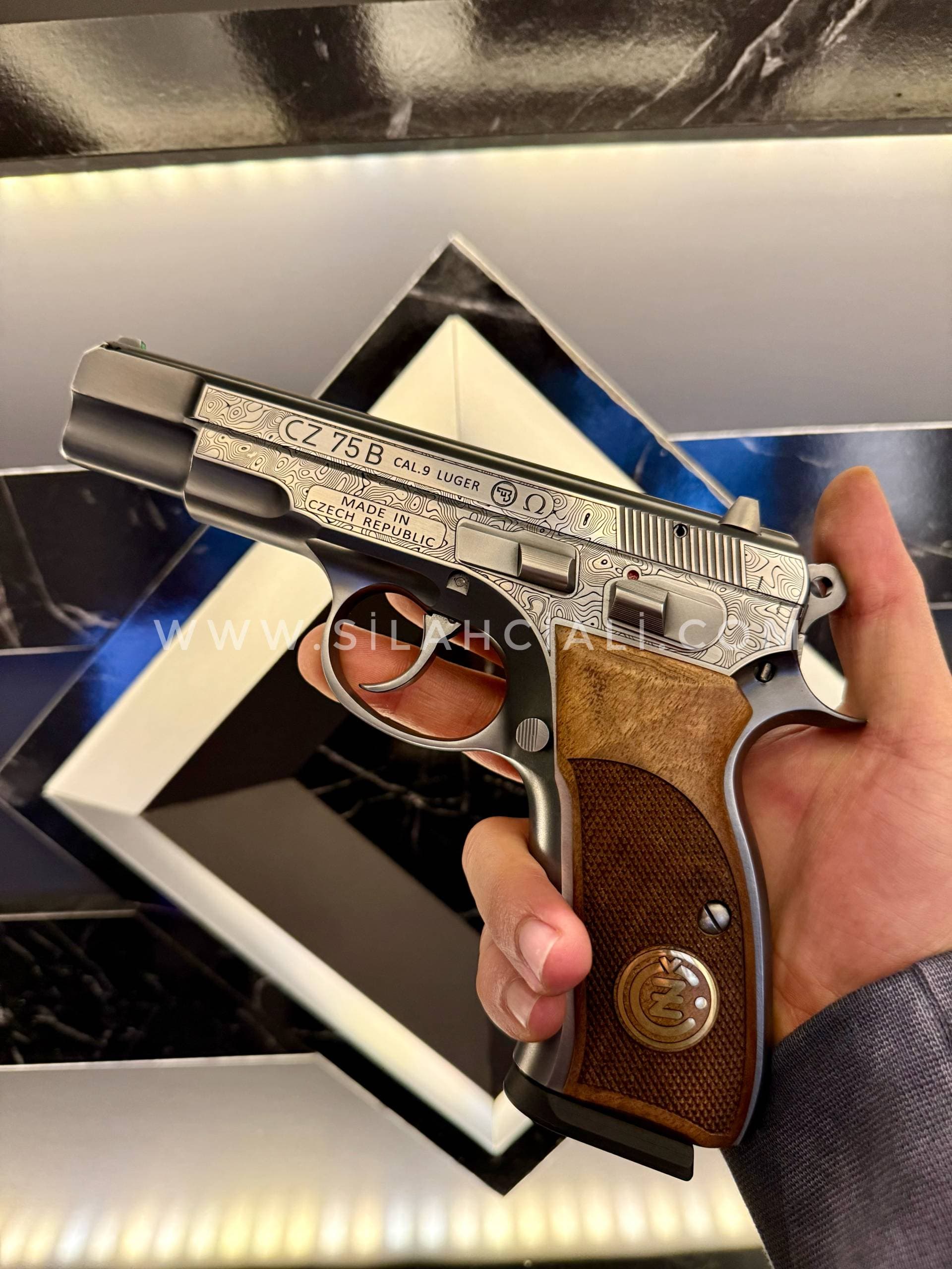 CZ 75B Damascus Titanyum