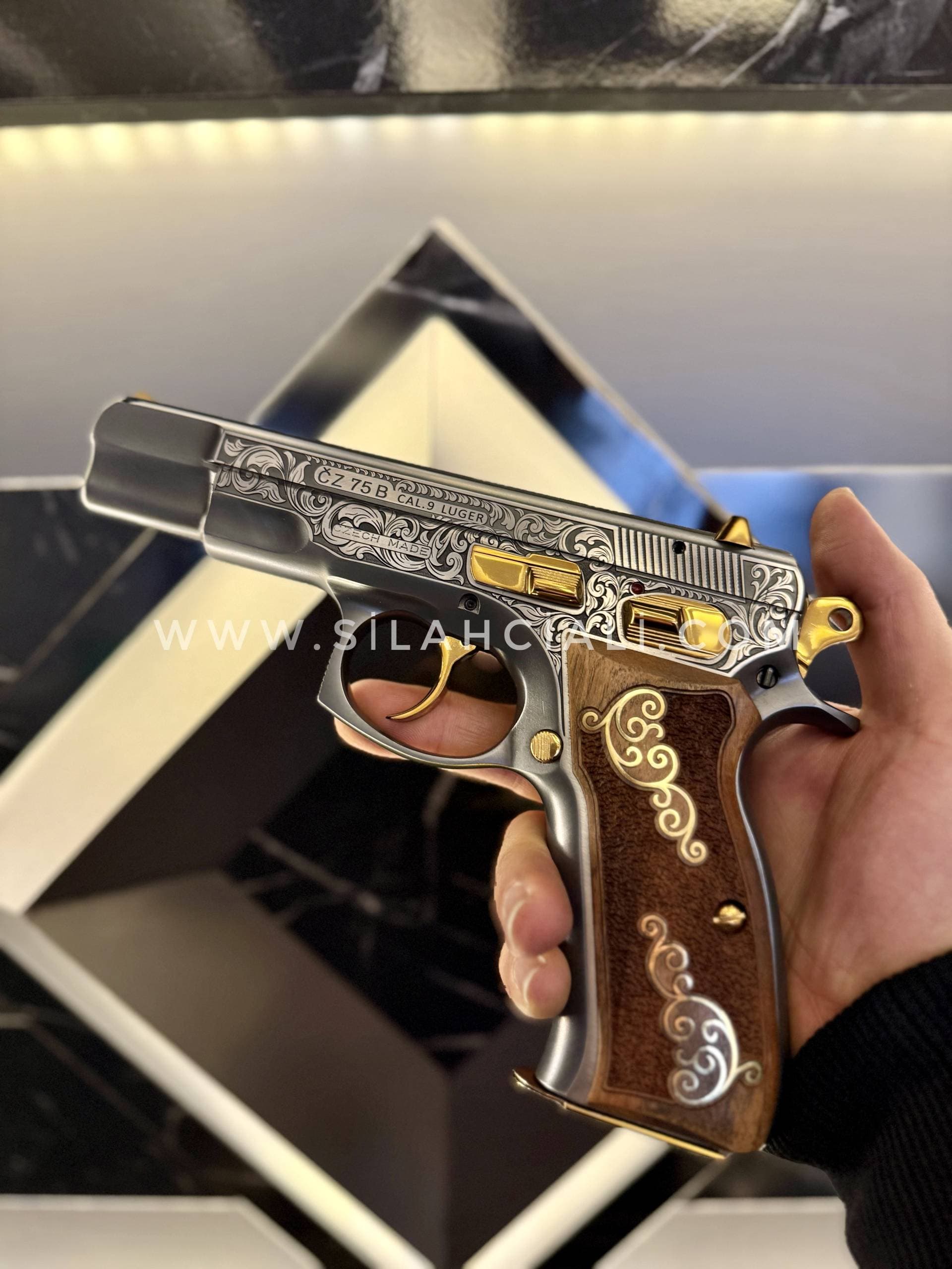 CZ 75B Barok Gravür ve Titanyum Kaplama
